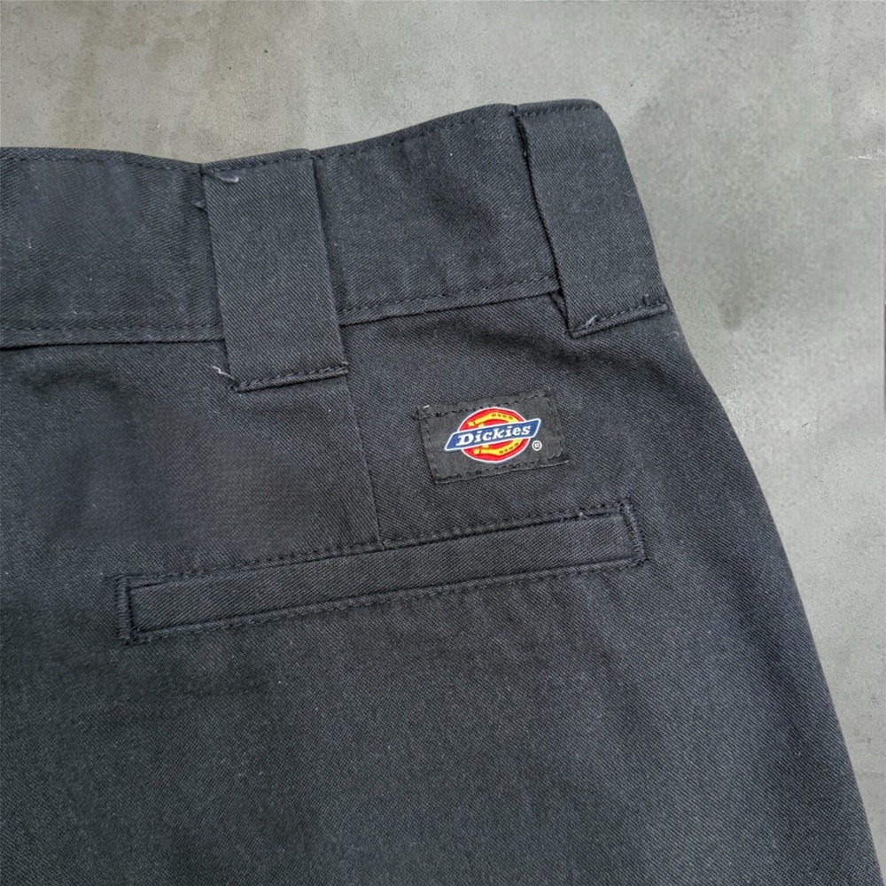Dickies Flex Relaxed Fit Cargo Shorts Mens 32 Black WR557BK Workwear Vtg Style - Picture 2 of 9